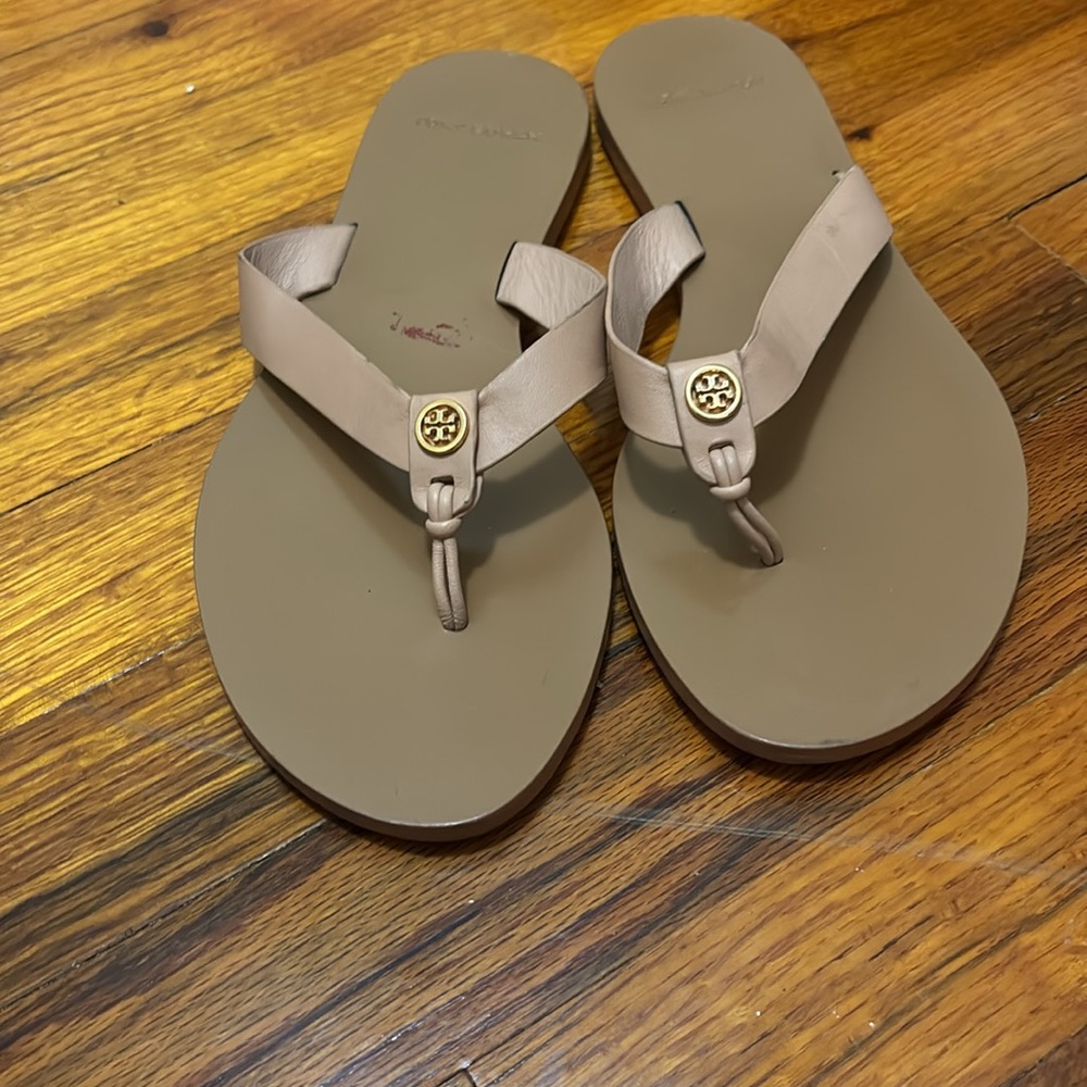 Tory Burch Manon Tan Leather Sandals - Picture 6 of 10